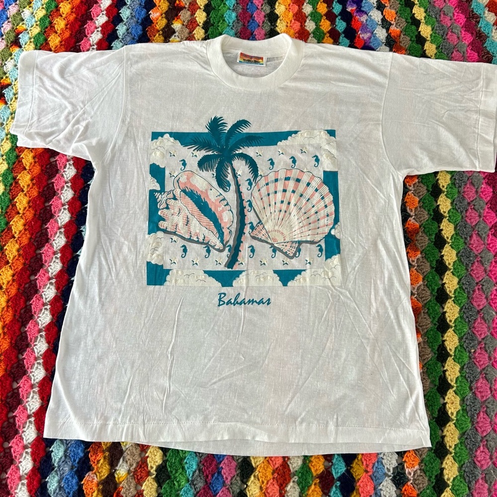 Vintage 90s Puffy Print 100% Cotton Single Stitch Sea Shells Bahamas T-S… - Picture 2 of 13